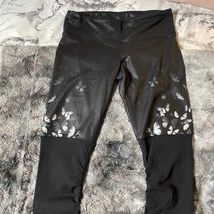Alo Yoga Goddess butterfly Leggings